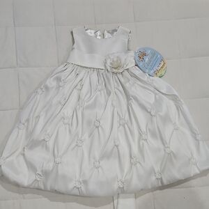 Cinderella Shimmering White Dress New With Tags